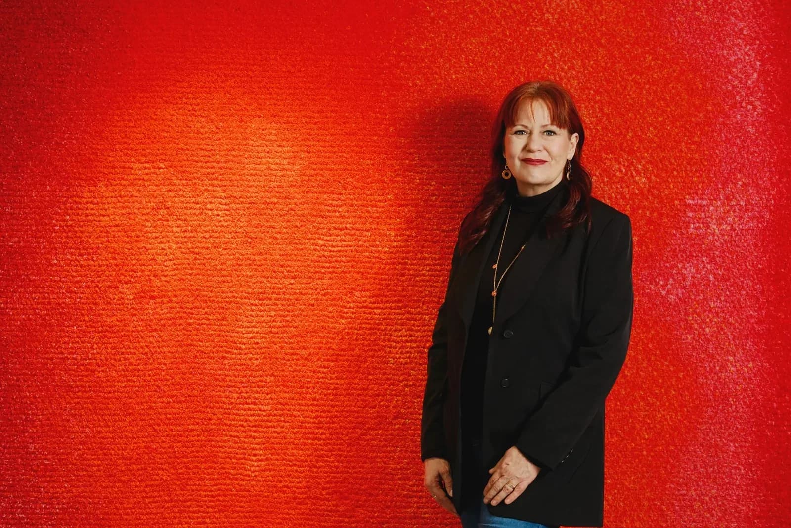 Elina Hiltunen in a professional portrait, photo by Sabrina Bqain